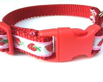 Strawberry Dog Collar, red, pink, Extra Small, 12 inch dog collar, sweet, 5/8 width, bright, cute