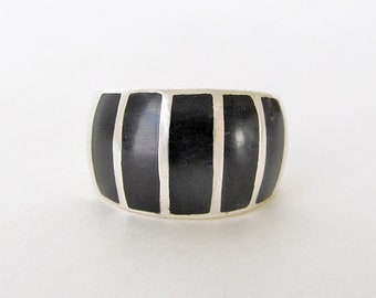 Onyx Sterling Silver Band Ring - Size 8, Inlaid Black Onyx Stone Ring, Vintage 925 Sterling Jewelry, Bold Avant Garde Modernist Style
