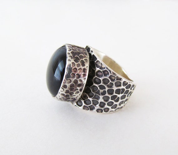 Thick Hammered Sterling Silver Ring with Black On… - image 3