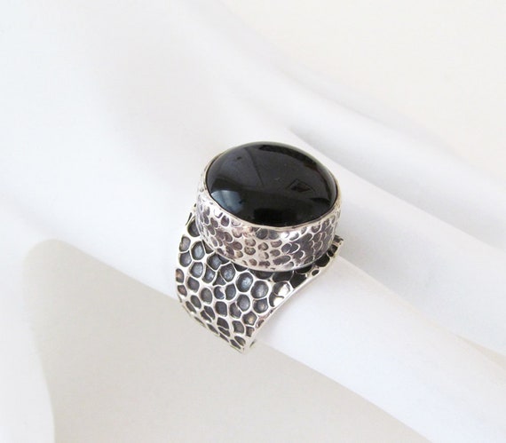 Thick Hammered Sterling Silver Ring with Black On… - image 4