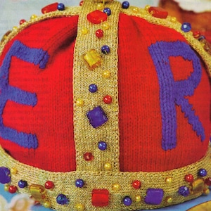 Vintage Style TEAPOT Cosie Cosy English &quot;The Royal&quot; CROWN ENGLAND -Great For Gift-66 Cm&#39;s Round - 8 Ply Dk WooL-Knitting Pdf Instant Pattern