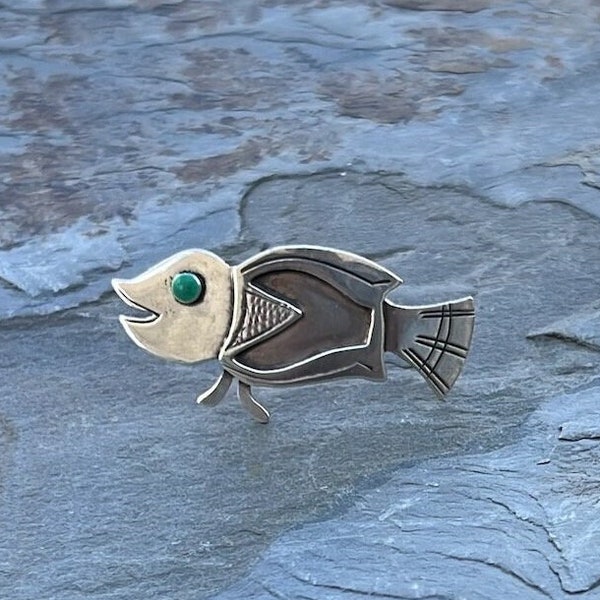 Graziella Laffi ~ Vintage Peruvian Fish Pin / Brooch with Green Eye