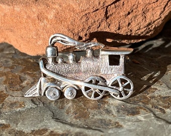 D'Molina ~ Mexican Sterling Silver Steam Train Engine Locomotive Pin / Brooch