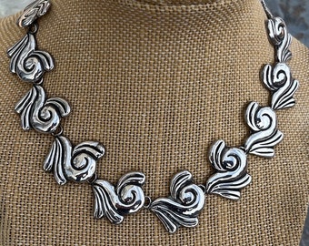 Vintage Sterling Silver Repousse Link Choker Necklace