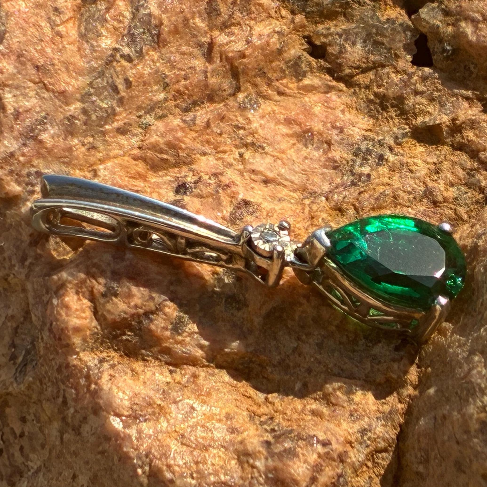 【最終値下げ】メキシコシルバー　ドーム型ボーンカフ　ヴィンテージ Item # 488M- Vintage Mexican Jade Leaf Carinated & Half