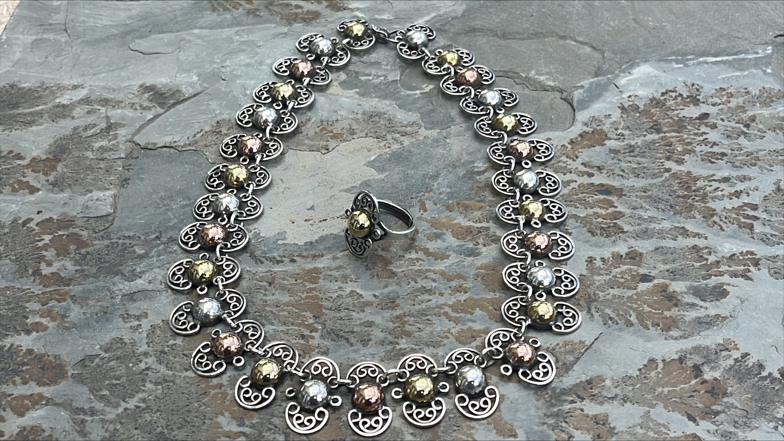 Ron Herman TAXCO JEWELRY Silver バングル Ron Herman/ロンハーマン】よりCoyote Silver Bracelet