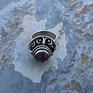 Vintage Mexico Sterling and Amethyst Adjustable Poison Ring with Secret Hinged Compartment c. 1950's image 10