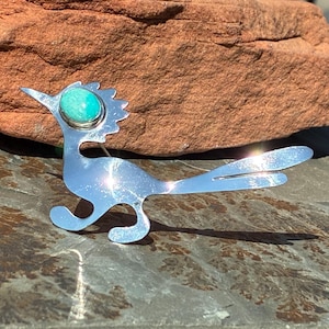 Grande épinglette oiseau Roadrunner avec oeil en pierre bleue vintage en argent sterling du sud-ouest