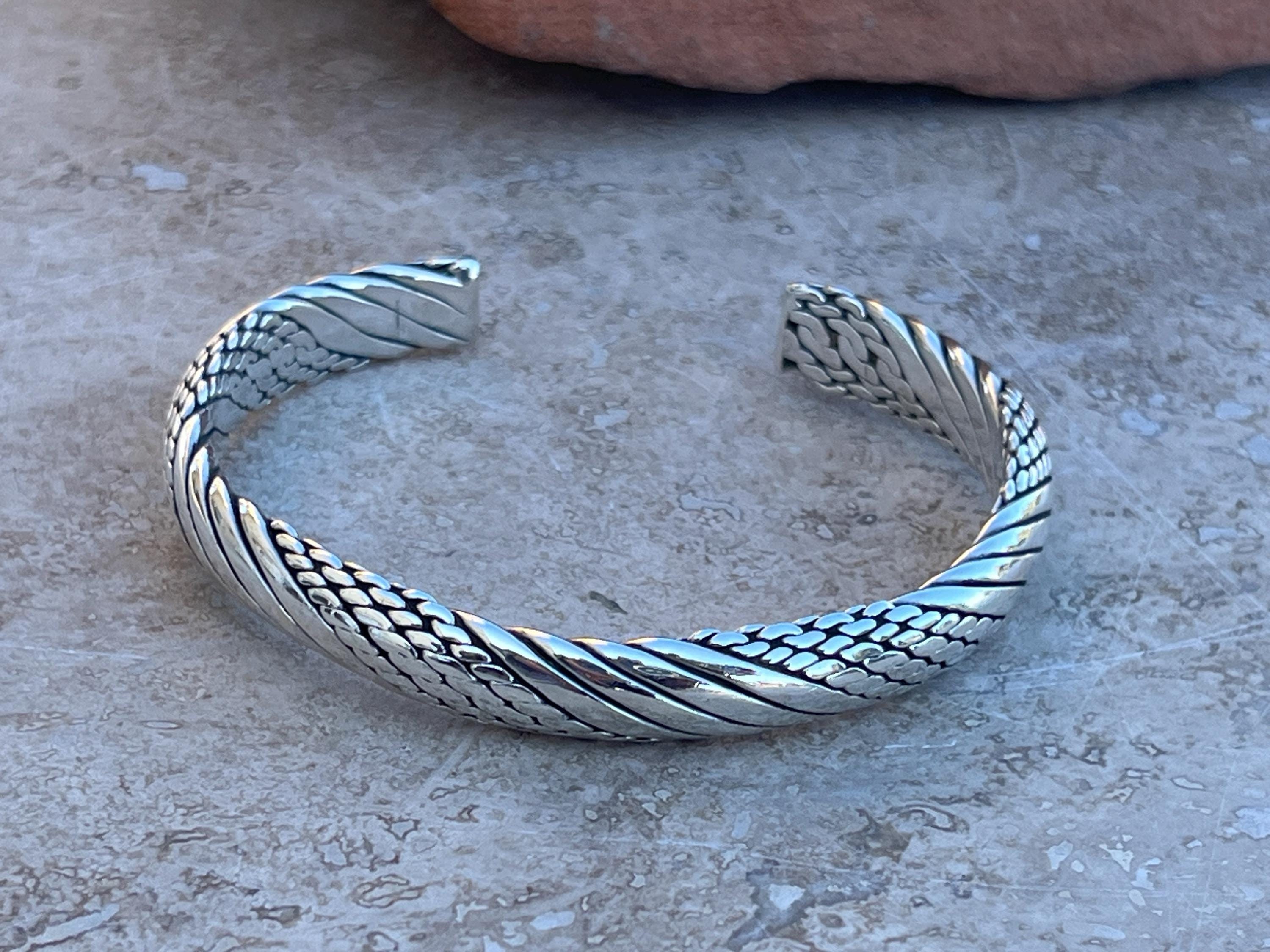 ヴィンテージ 厚手スターリングシルバー編み込みカフブレスレット - 33