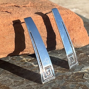 Carolyn Pollack Vintage Southwestern Sterling Silver Overlay Post Earrings image 2