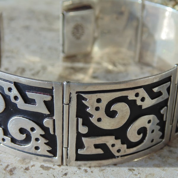 Vintage Mexican Modernist Sterling Silver Curved Panel Hinged Bracelet