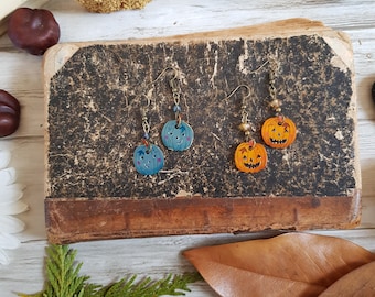 Hand-illustrated halloween pumpkin earrings, retractable plastic