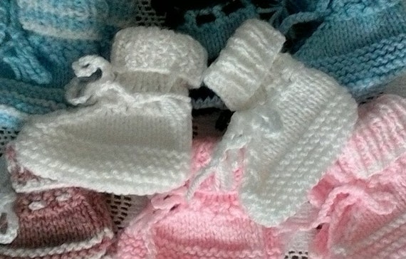 Botines de bebé mano con corbatas de ganchillo - Etsy