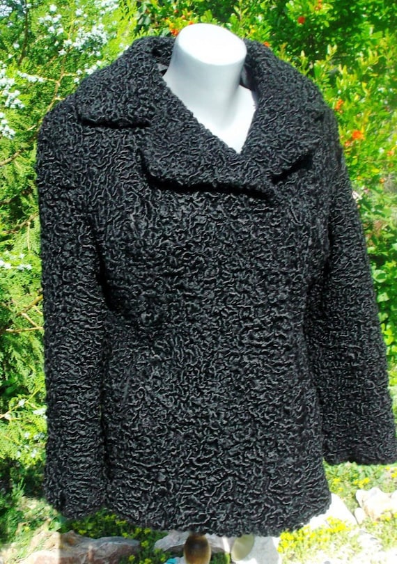Vintage 40s ,Authentic vintage 40s ,Black fur coat