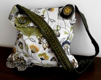 Ręcznie robiona torba boho, prostokątna torba wykonana z wiktoriańskiego haftu kwiatowego i koronki vintage, OOAK, styl shabby chic