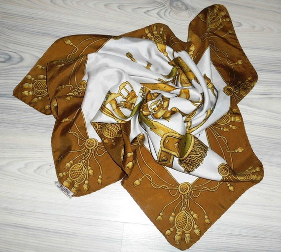 Square ARISTON silk  shawl,Made in Italy ,Vintage… - image 4