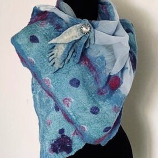 Felt Scarf, Nuno Felt Cloak, Felt Collar with Handmade Brooch, Crafts, Organic Materials, Women's Fashion, Ready to Ship