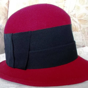 Vintage 1970s Red  Wool Felt  Hat,MAISON DE CHAPEAU,Made in Germany.