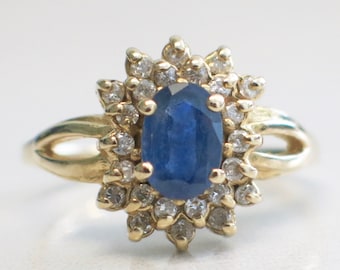 Vintage 14K Yellow Gold Tanzanite Diamond Cluster Ring