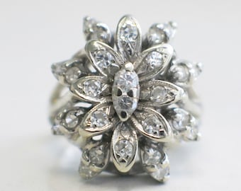 14K White Gold Diamond Vintage Floral Flower Cluster Ring