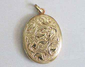 14K Solid Yellow Gold Oval Locket Photo Pendant Engraveable - Etsy