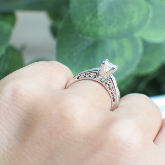 14K White Gold Princess Square Cut Diamond Engagement Ring With
