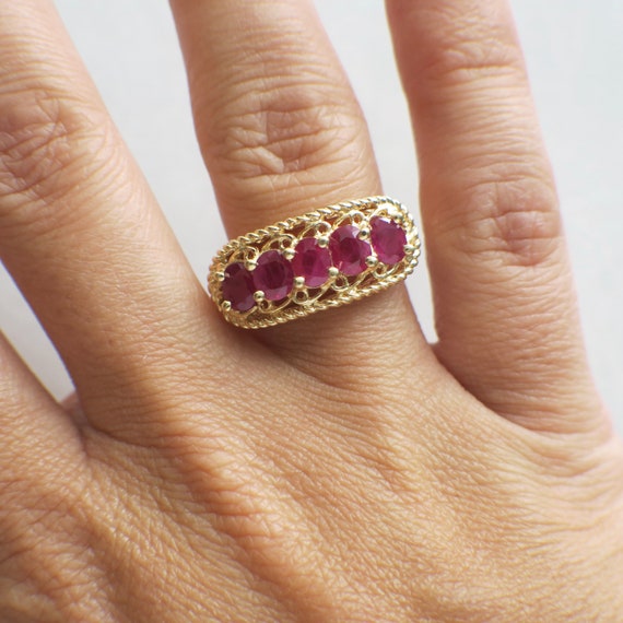 Vintage Five Stone Oval Cut Red Ruby 14K Yellow Go