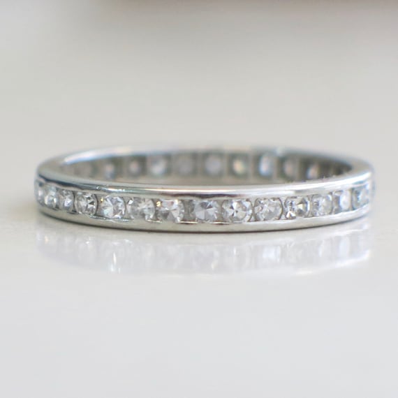 Vintage Platinum Diamond Eternity Band | 1.00 CTW, Size 7