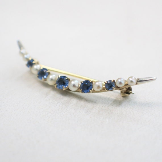 Ceylon Sapphire and Pearl 14K Gold Vintage Pin - image 1