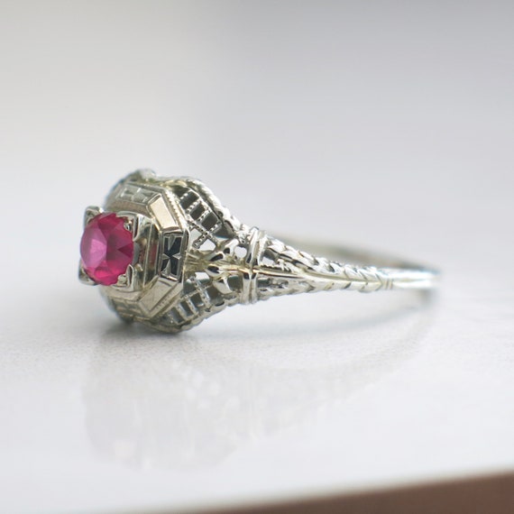 Vibrant Pink Sapphire Art Deco Filigree Vintage R… - image 1