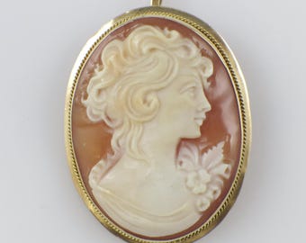 Large Italian Shell Cameo Pendant Brooch in 14K Gold, Vintage