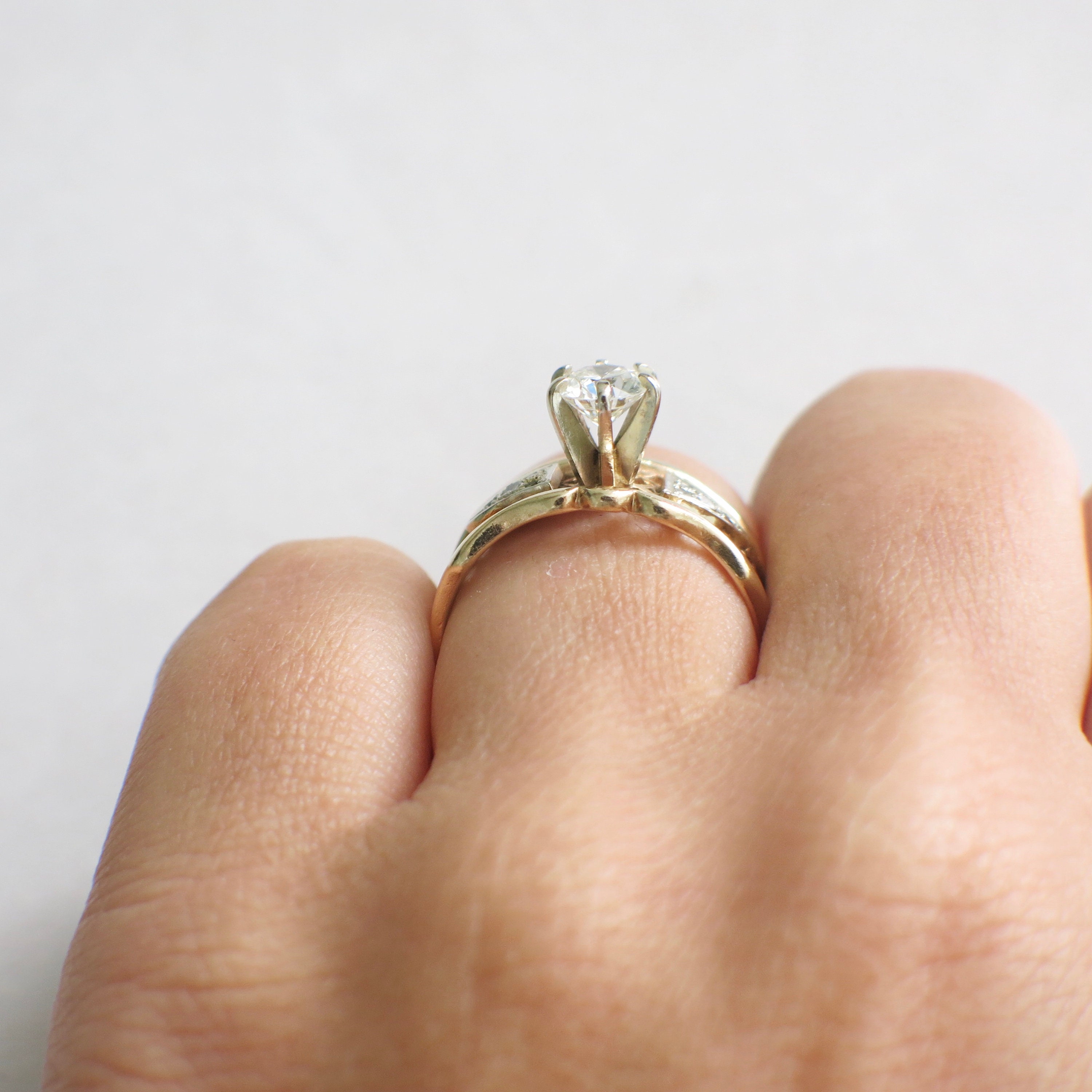 Vintage 14K Yellow Gold Round Brilliant and Single Cut