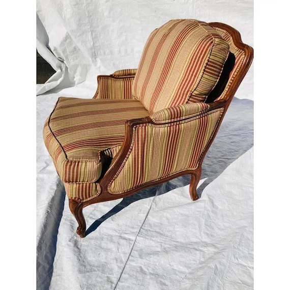 Ethan Allen French Louis XV Style Striped Versailles Bergere Chair