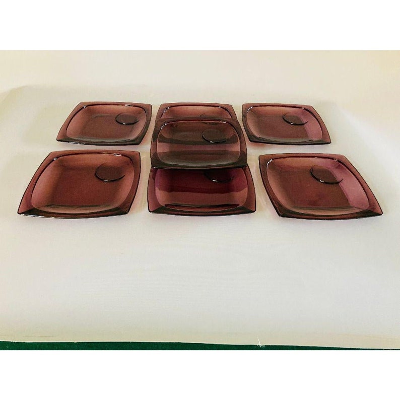 Vintage Hazel Atlas Purple Glass Snack Plates and Cups 14 Pieces Set, FREE DOMESTIC SHIPPING! image 5