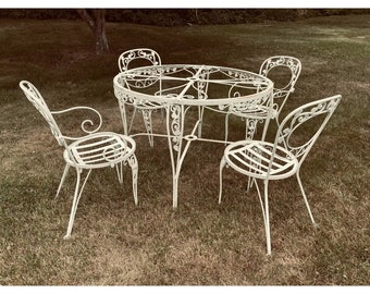 Woodard Chantilly Wrought Iron Patio Table & 4 Chairs, 150 miles From our zip code (06426) To yours Free Delivery!