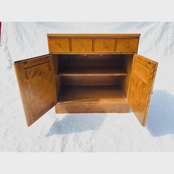80's Vintage Ethan Allen Maple Nightstand / Bedside Table