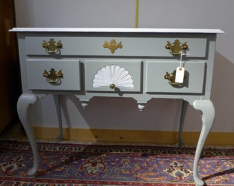 Pennsylvania House Furniture  Co.Swedish Gray Queen Anne Sideboard  Painted White Top (White), Mahogany  38 x 20 x 31 Lightly Distressed