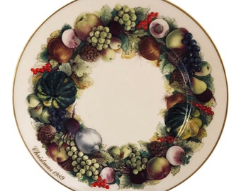 80’s Lenox Christmas Wreath Fine China Collectable Plate, FREEDOMESTIC SHIPPING!!!