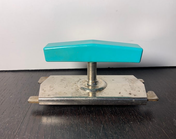 Vintage Edlund Co Topoff Jar and Bottle Screw Top Opener With Turquoise Blue Plastic Handle