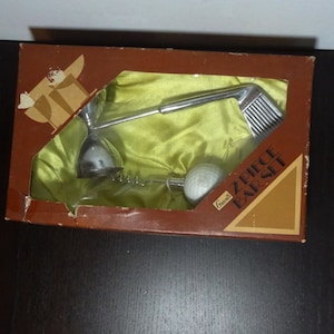Vintage Retro Grants Novelty Golf Bar Tools - Golf Putter Double Jigger and Plastic Golf Ball Corkscrew - Novelty Cocktail/Bar Utensils