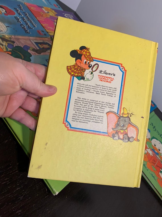【ビンテージ】Wonderful World of Walt Disney The Wonderful World of Walt Disney Books / Golden Press