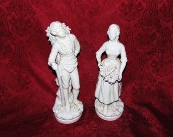 Large Pair of Capodimonte Statues Man & Woman Grape Pickers Detailed Marked Italy (inv 550)
