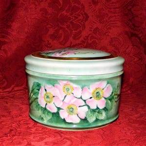 1900 Bernardaud Co aka B & Co Limoges Large Covered Jewelry Jar Signed by Artist