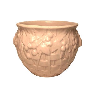 1930s Nelson McCoy Basket Weave Jardinière Pink Salmon Decorated in Berries and Leaves