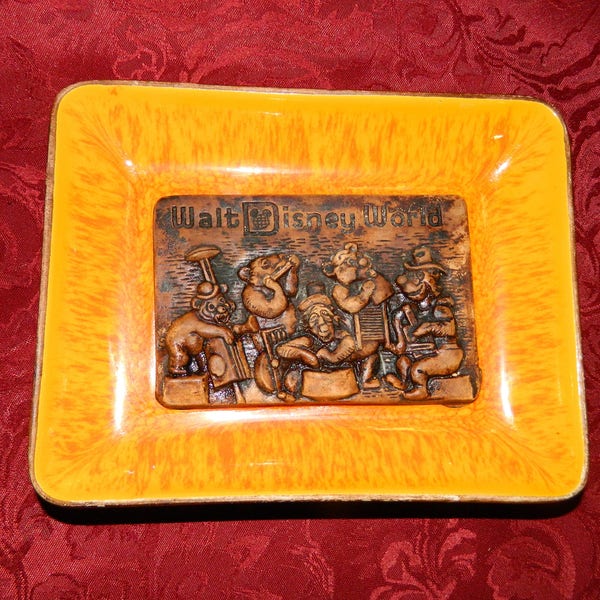 Vintage Walt Disney World Souvenir Country Bear Jamboree Dish