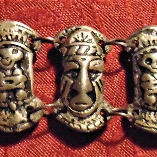 Vintage 900 Silver Aztec Gods Linked Bracelet- Interesting!