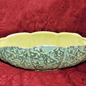 LARGE 1956 McCoy Pottery Ovoid Brocade Line Mottled Green Scroll Handled Scalloped Planter / Vase