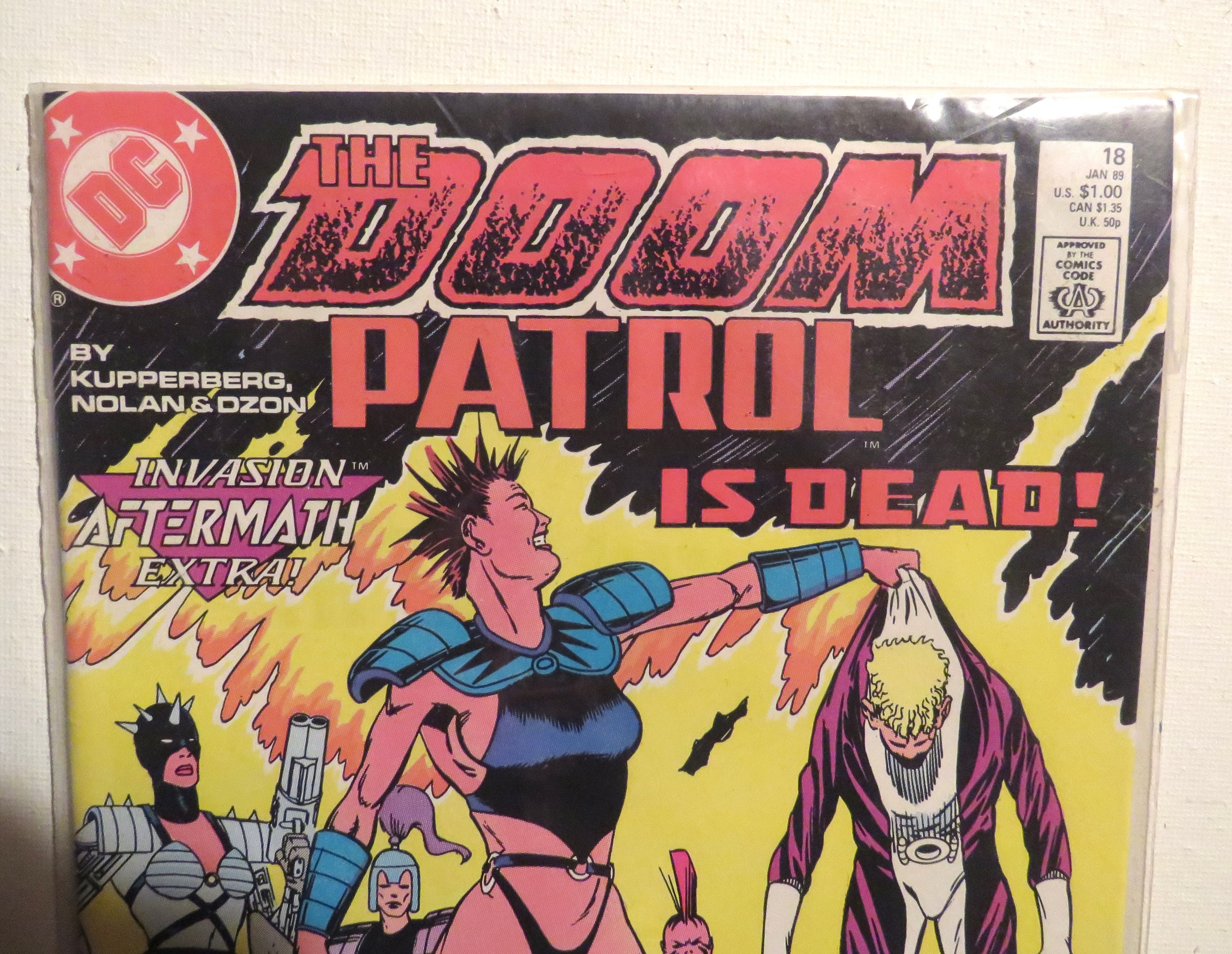1989 DC Comics DOOM PATROL Issue 18 - Etsy