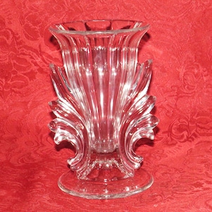 Fostoria Glass Vase: 7&quot; Fan Handled Flared Design