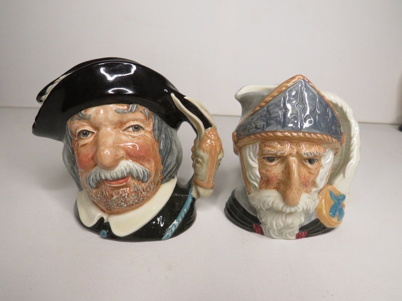 1956 Royal Doulton Don Quichotte et Sancho Panca Toby Mugs fabriqués en Angleterre image 1